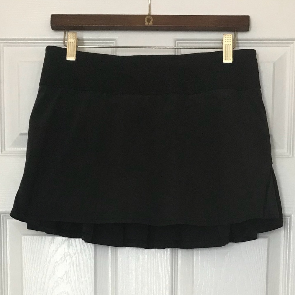 Lululemon Classic Black Pleated Skirt